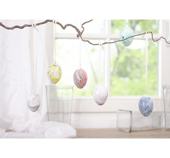 Plastic egg white, with socket, 8 x 6 cm