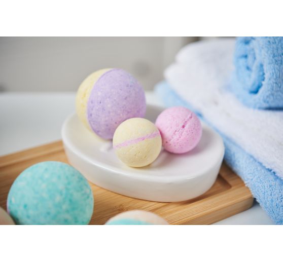 Bath balls, bubbling
