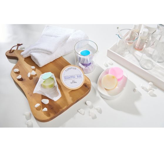 Essential oil, natural