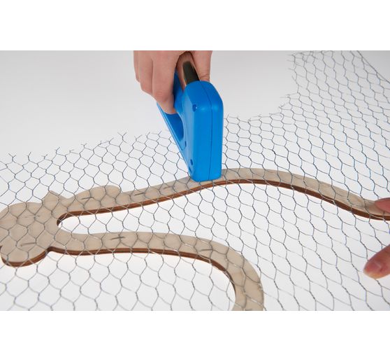 Mesh wire, mesh size 14x14 mm