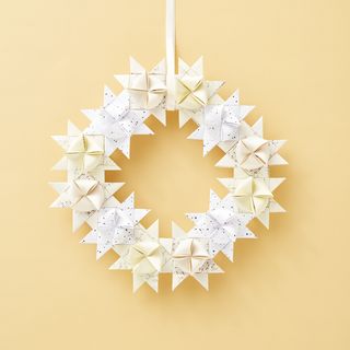 Christmas Wreath Made of Fr&ouml;bel Stars